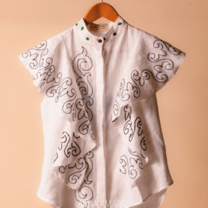 Blusa Babado Bordado Arabescos Sertão • Portugal